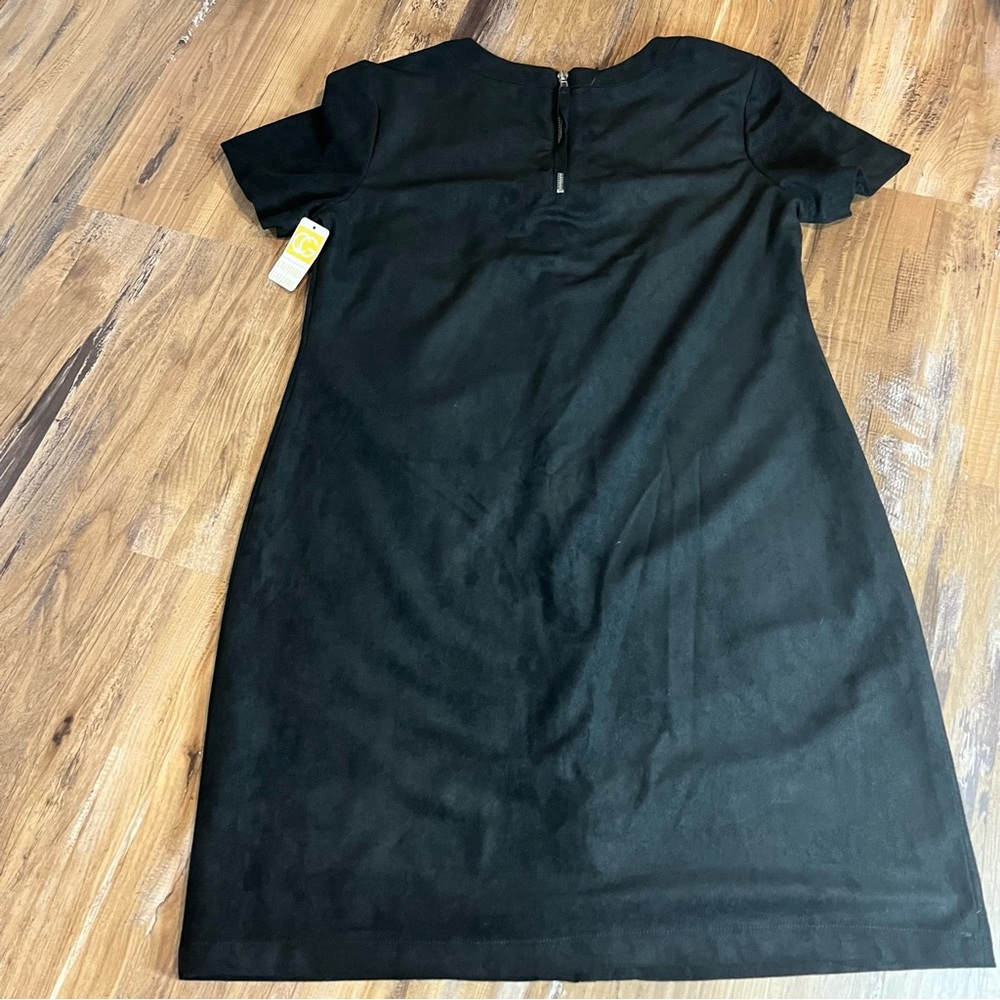 Signature by Sangria Womens 10 Shift Dress Black Faux Suede Twist Detail NWT - Picture 3 of 6